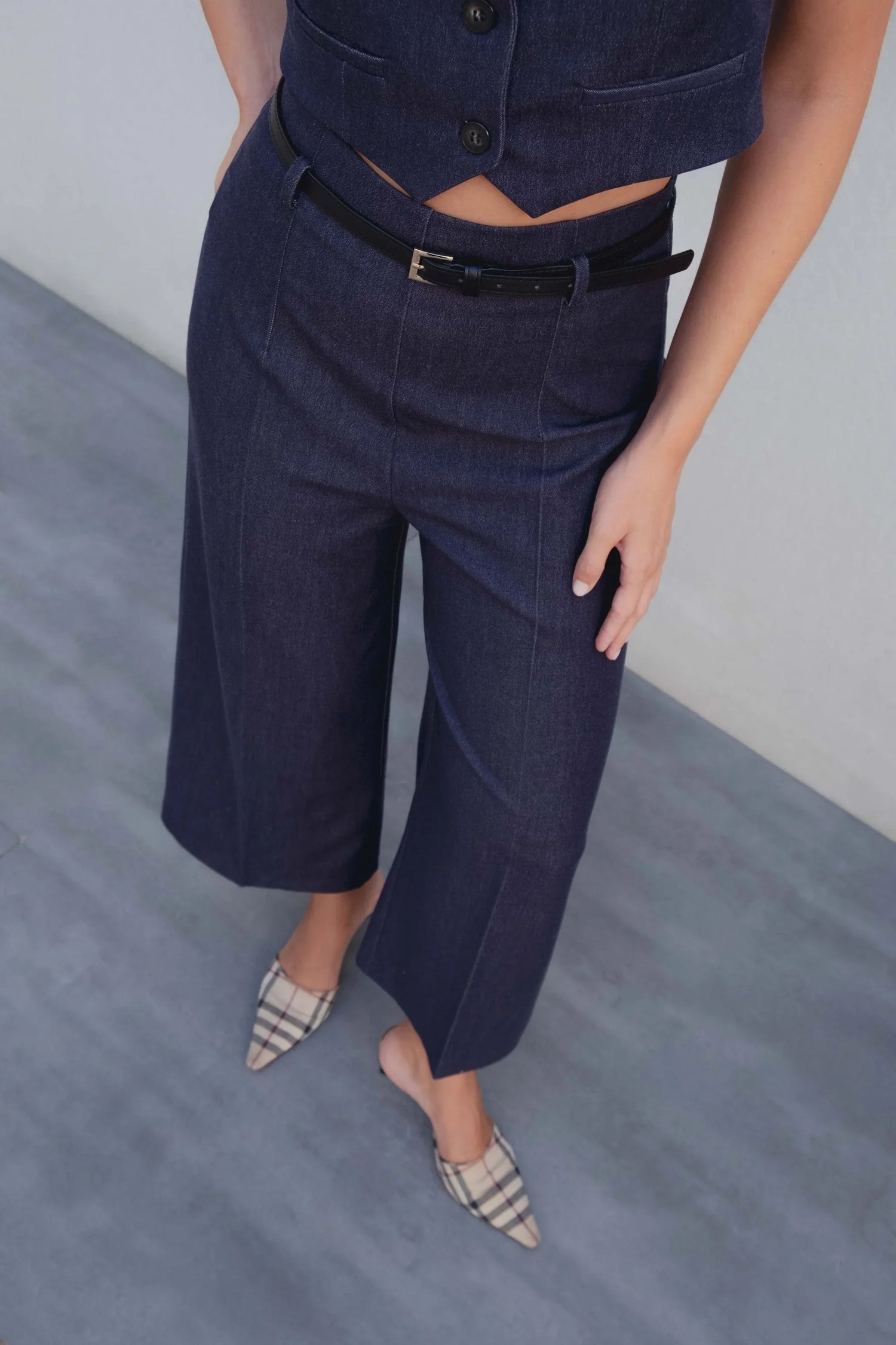 FALDAS/PANTALONES